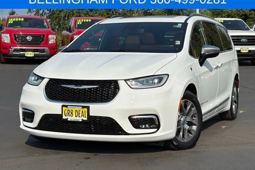 2023 Chrysler Pacifica Hybrid Pinnacle photo 1
