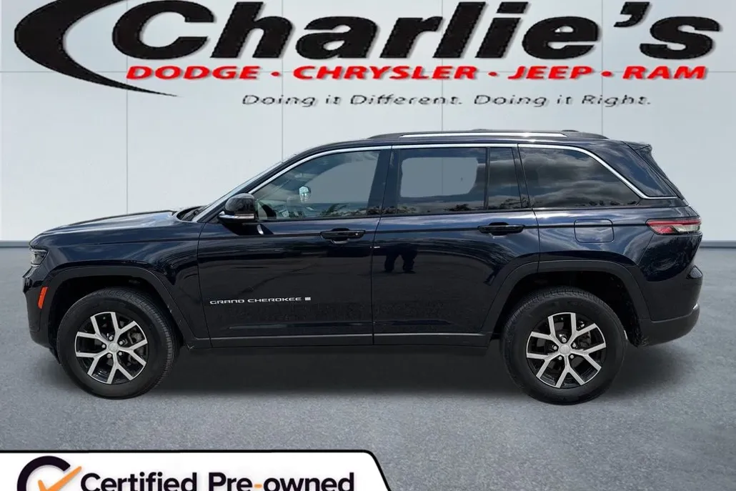 2023 Jeep Grand Cherokee Limited photo 1