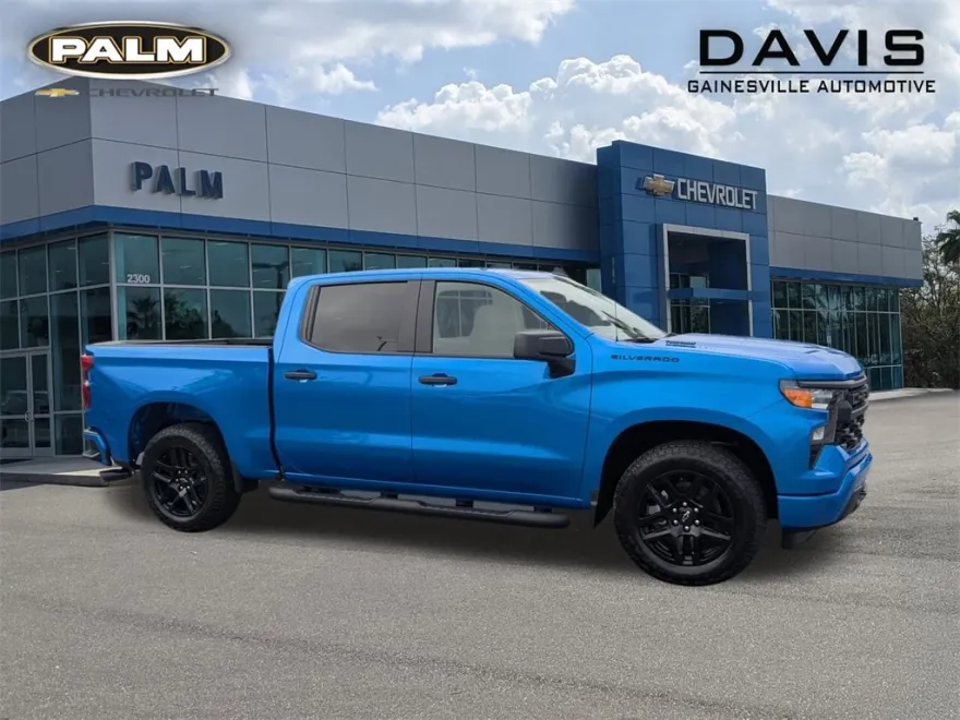 2026 Chevrolet Silverado 1500 Custom photo 1