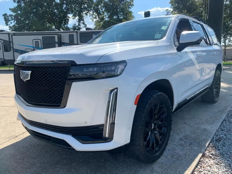 2022 Cadillac Escalade Sport photo 1