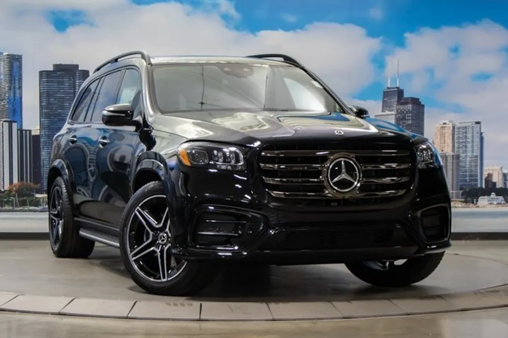 2026 Mercedes Benz GLS 450 4MATIC photo 1