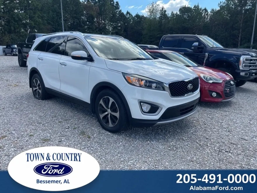 2017 Kia Sorento EX photo 1