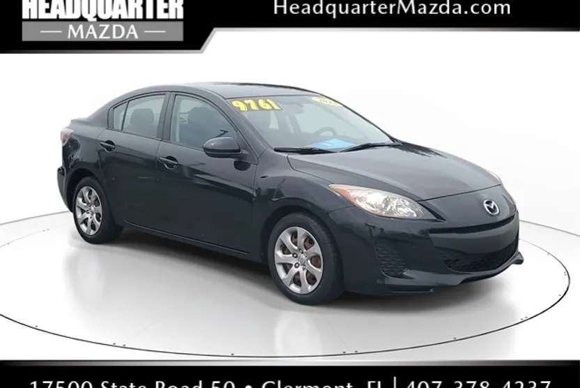 2013 Mazda Mazda3 i SV photo 1