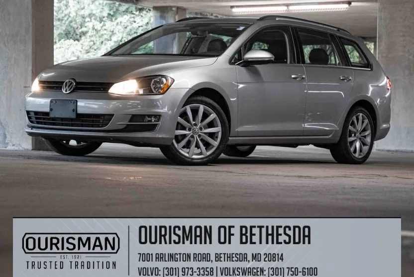 2017 Volkswagen Golf SportWagen SE photo 1