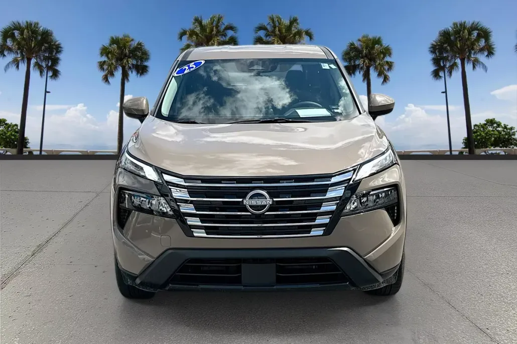 2025 Nissan Rogue SV photo 1