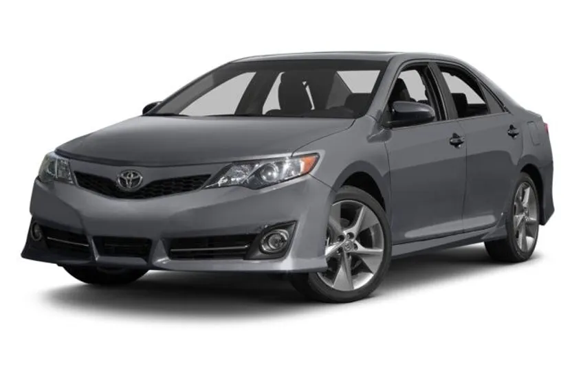 2013 Toyota Camry SE photo 1