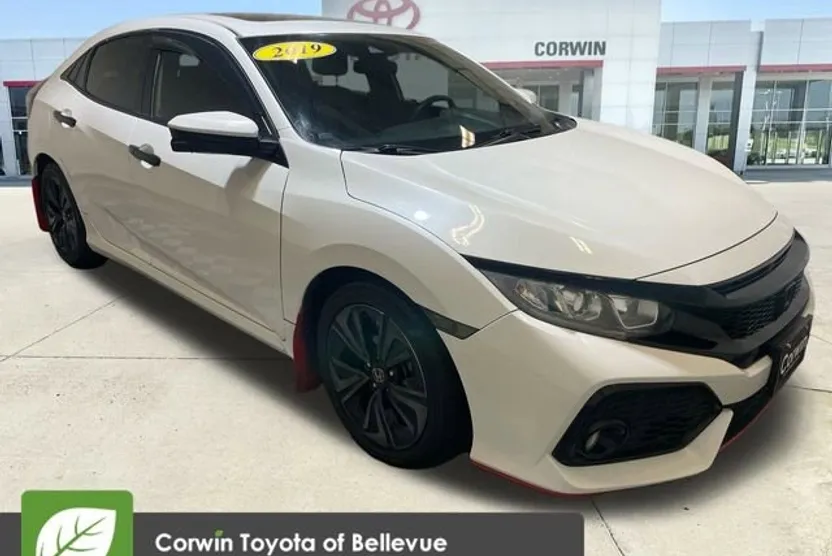 2019 Honda Civic EX photo 1