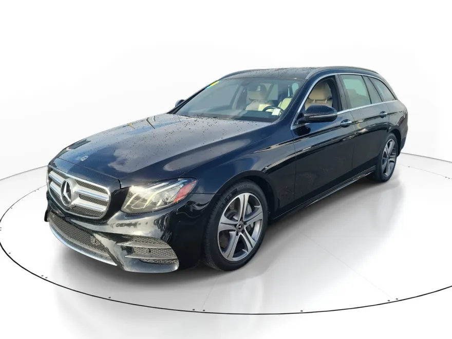 2019 Mercedes Benz E 450 4MATIC Wagon photo 1
