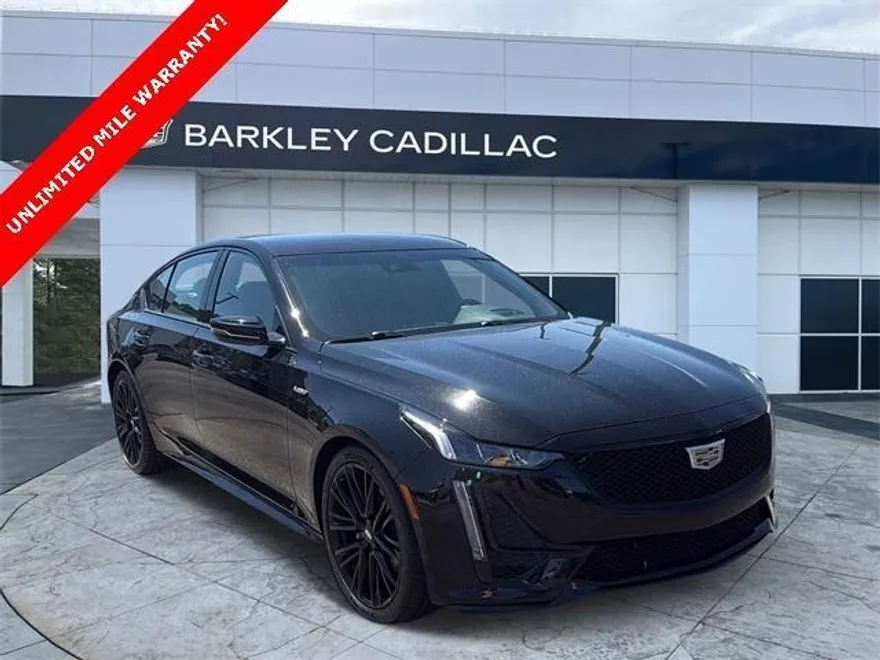 2022 Cadillac CT5 V photo 1