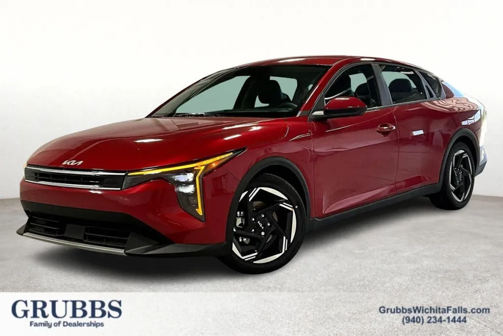 2025 Kia K4 EX photo 1