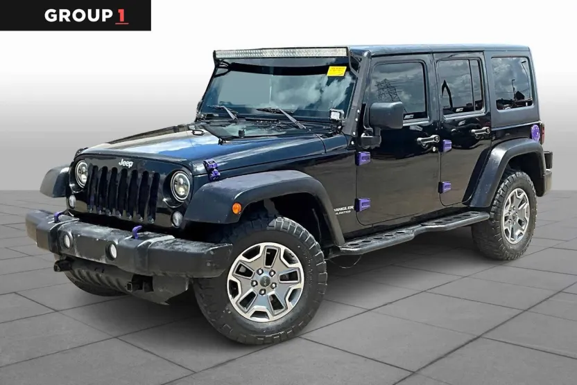 2015 Jeep Wrangler Unlimited Rubicon photo 1