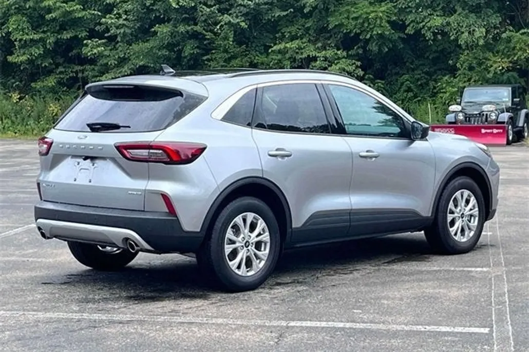 2023 Ford Escape Active photo 1