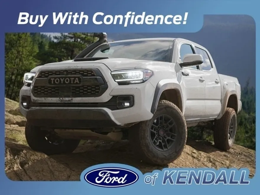 2022 Toyota Tacoma SR5 V6 photo 1