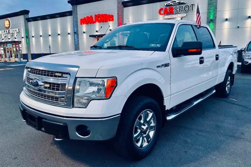 2013 Ford F-150 XLT photo 1