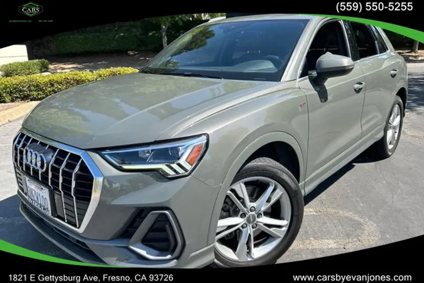 2020 Audi Q3 S line Premium Plus photo 1