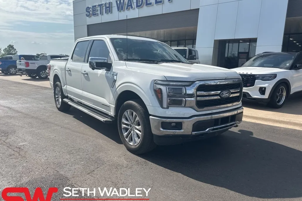 2025 Ford F-150 Lariat photo 1