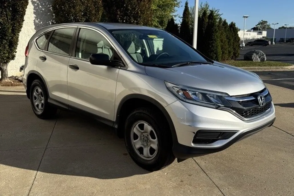 2016 Honda CR-V LX photo 1