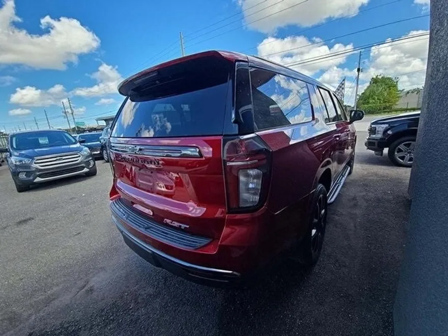 2021 Chevrolet Suburban RST photo 1