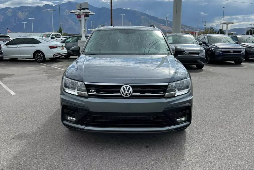 2021 Volkswagen Tiguan SE R-Line Black photo 1