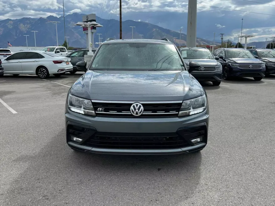 2021 Volkswagen Tiguan SE R-Line Black photo 1