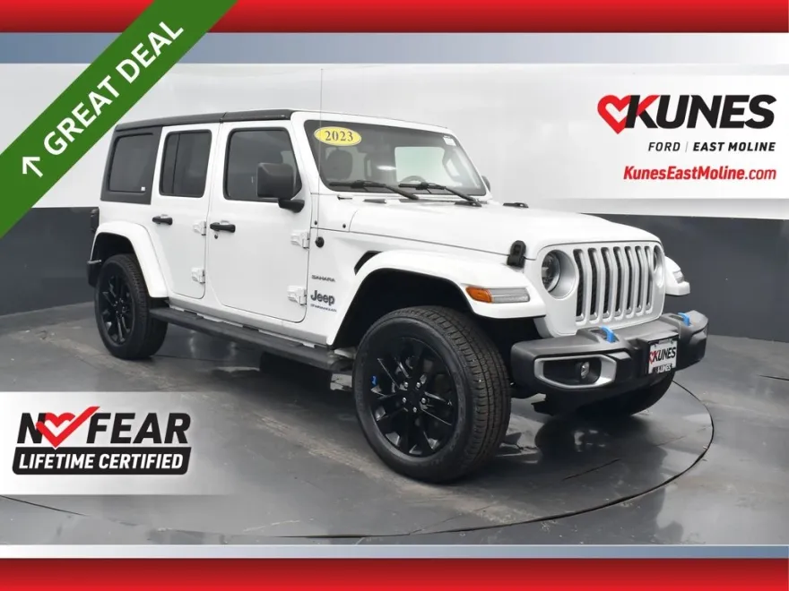 2023 Jeep Wrangler Sahara 4xe photo 1