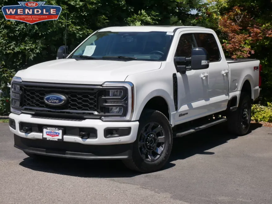2024 Ford F-350 Lariat photo 1