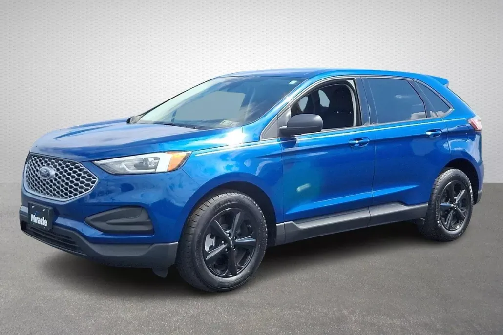 2024 Ford Edge SE photo 1