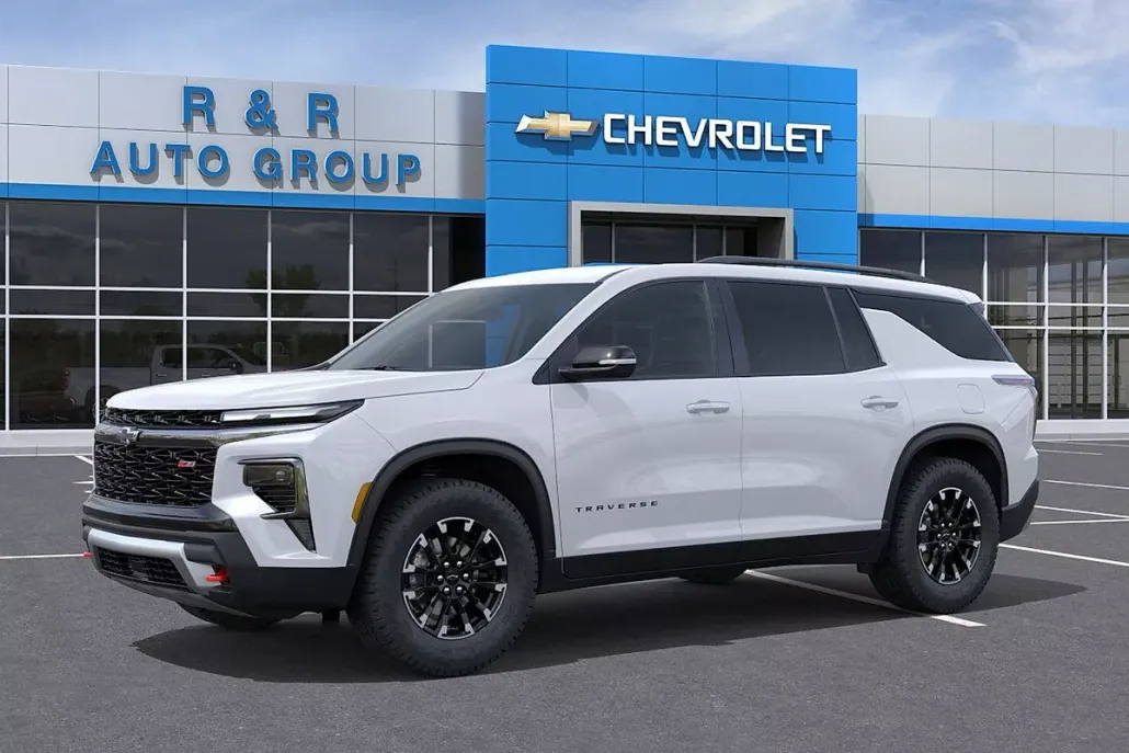 2026 Chevrolet Traverse Z71 photo 1