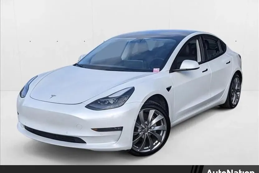 2022 Tesla Model 3 Long Range photo 1