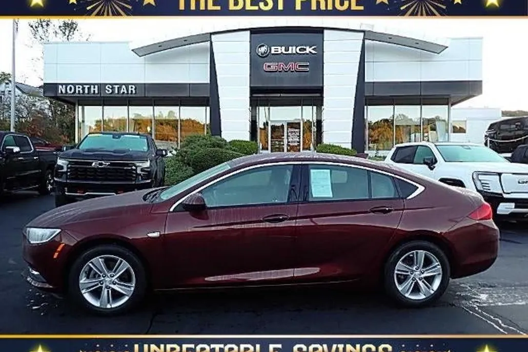 2018 Buick Regal Sportback Preferred photo 1
