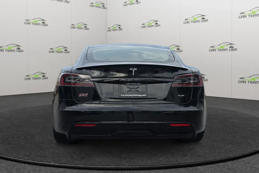 2021 Tesla Model S Plaid photo 1