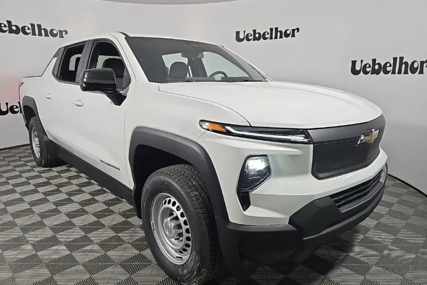 2025 Chevrolet Silverado EV Work Truck photo 1