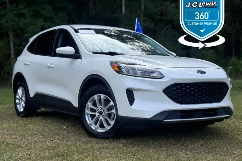 2021 Ford Escape SE photo 1