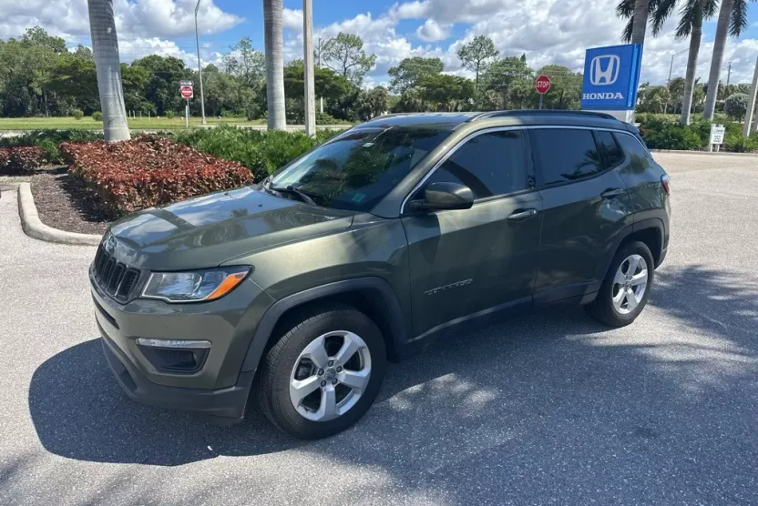 2018 Jeep Compass Latitude photo 1