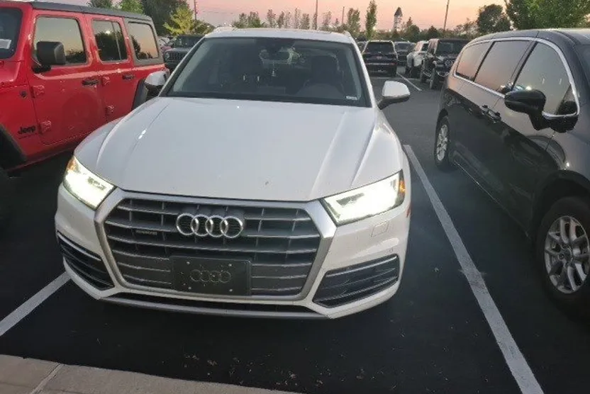 2018 Audi Q5 TFSI Premium Plus photo 1