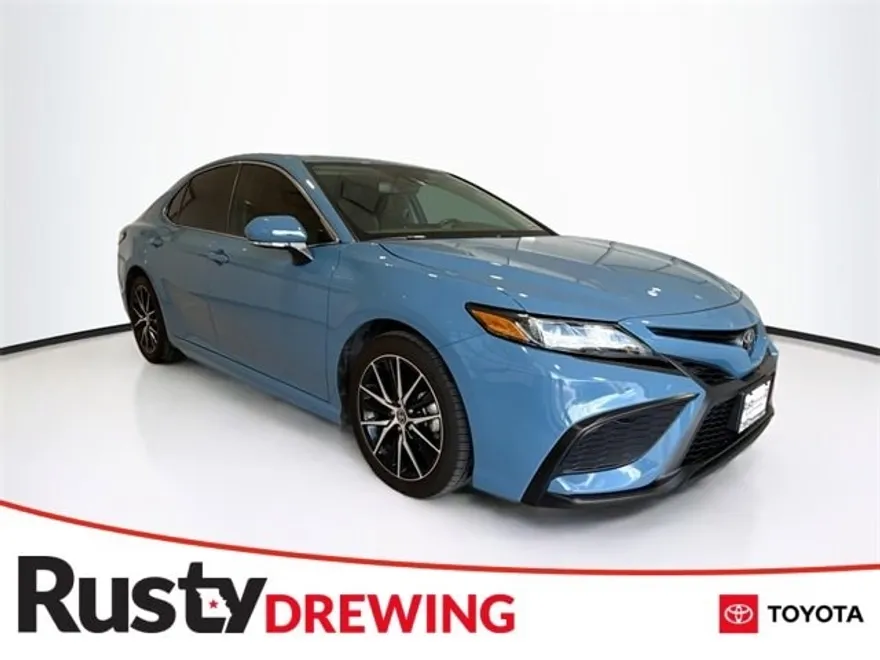 2023 Toyota Camry SE photo 1