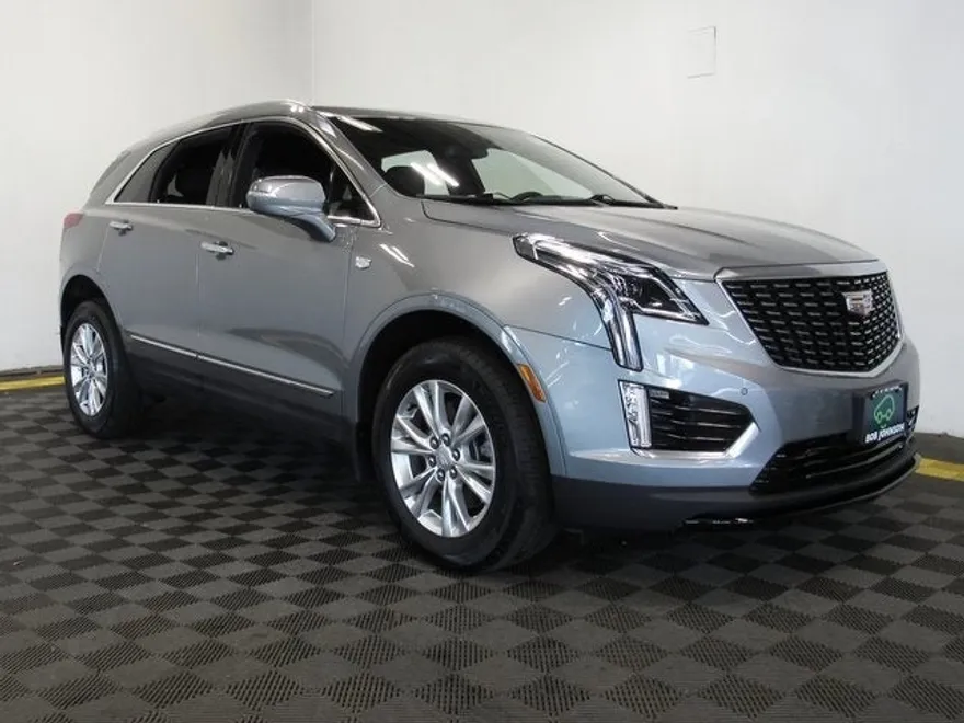 2023 Cadillac XT5 Luxury photo 1