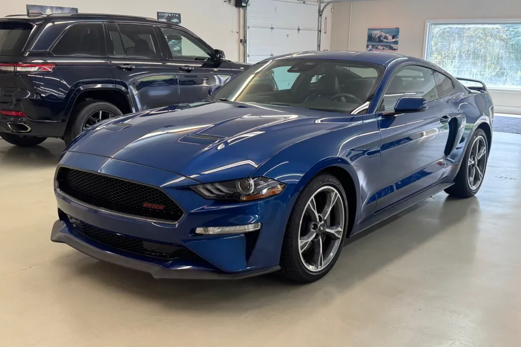 2023 Ford Mustang GT Premium photo 1