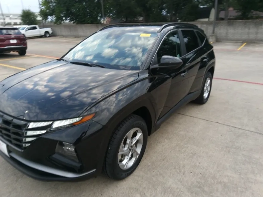 2024 Hyundai Tucson SEL photo 1