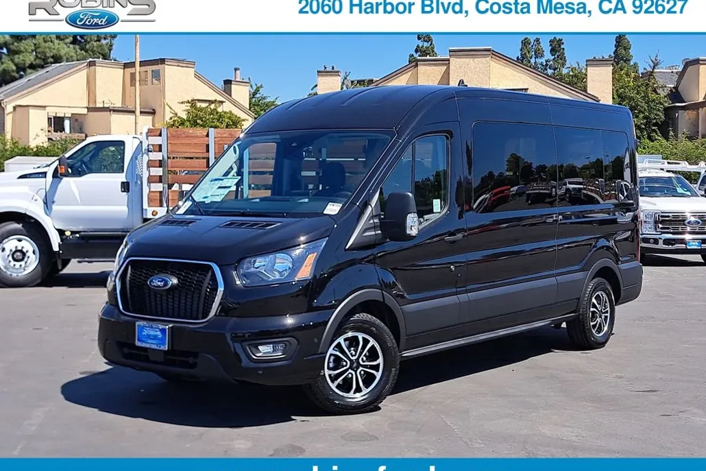 2025 Ford Transit photo 1