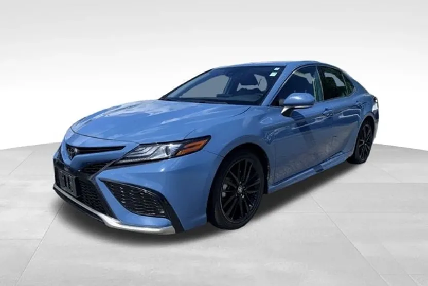 2023 Toyota Camry XSE photo 1