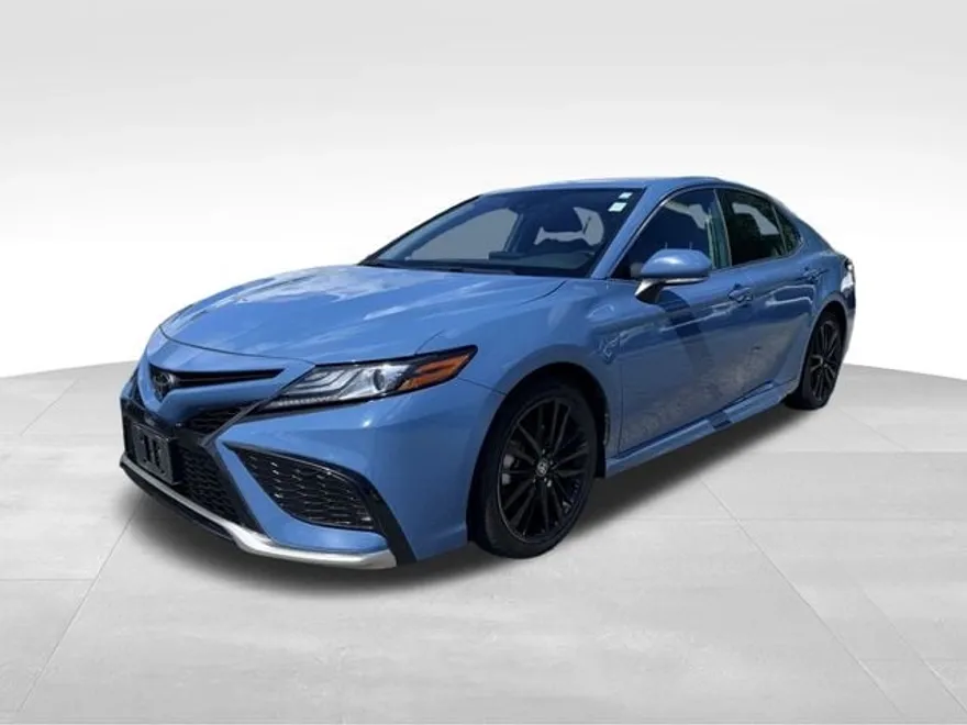 2023 Toyota Camry XSE photo 1