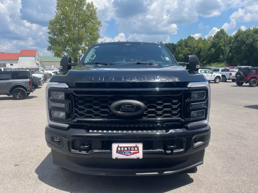 2025 Ford F-250 XLT photo 1