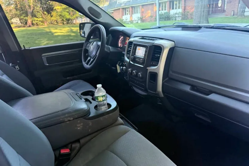 2019 Ram 1500 Classic SLT photo 1
