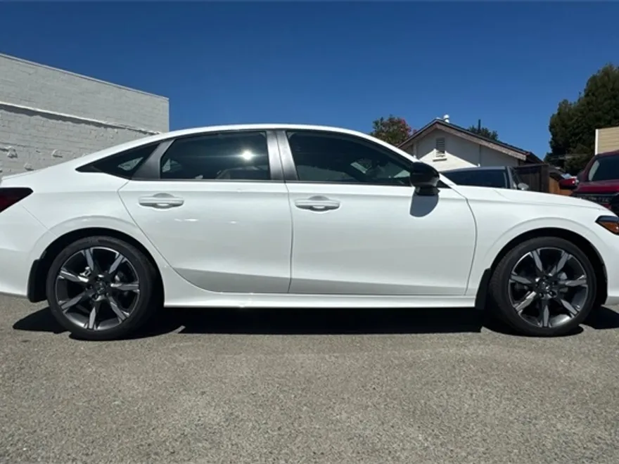 2026 Honda Civic Hybrid Sport Touring photo 1