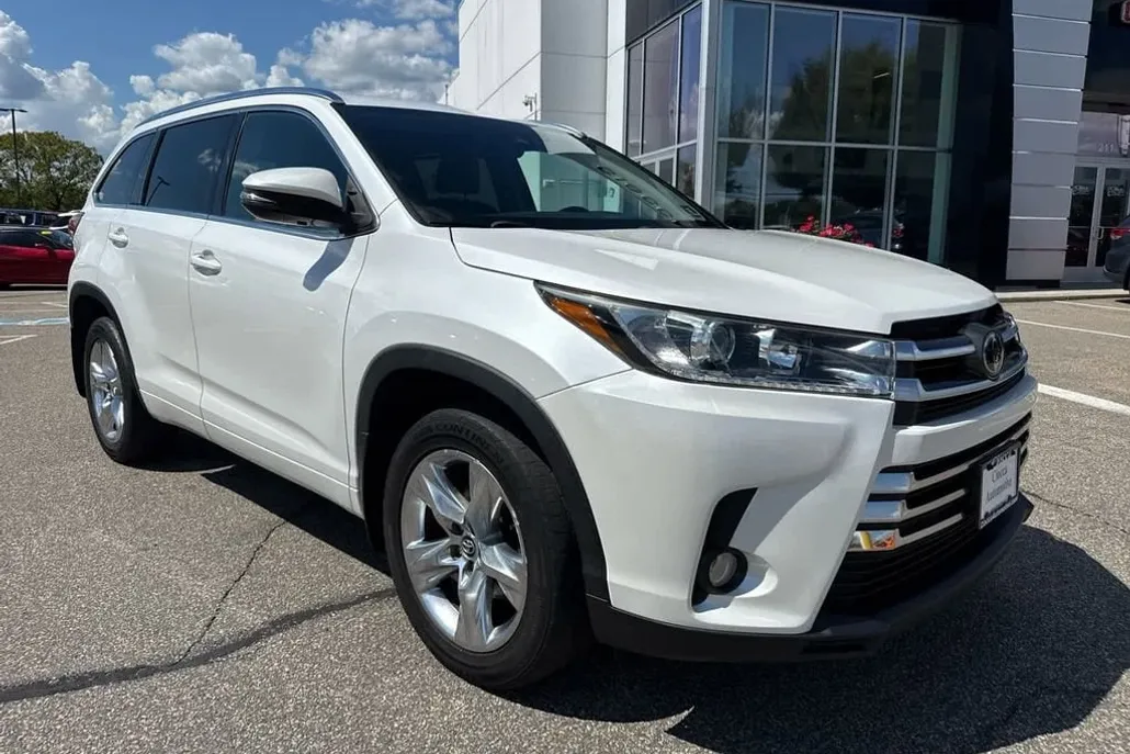 2018 Toyota Highlander Limited photo 1