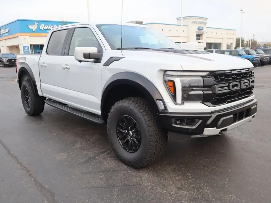 2025 Ford F-150 Raptor photo 1