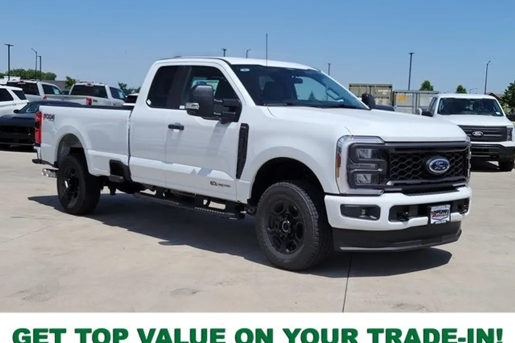 2025 Ford F-250 photo 1