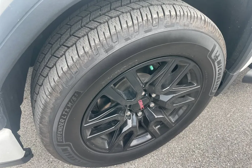 2024 Gmc Sierra 1500 Elevation photo 1