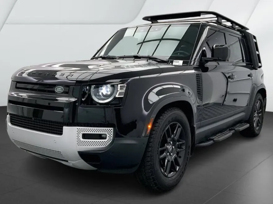 2025 Land Rover Defender S photo 1
